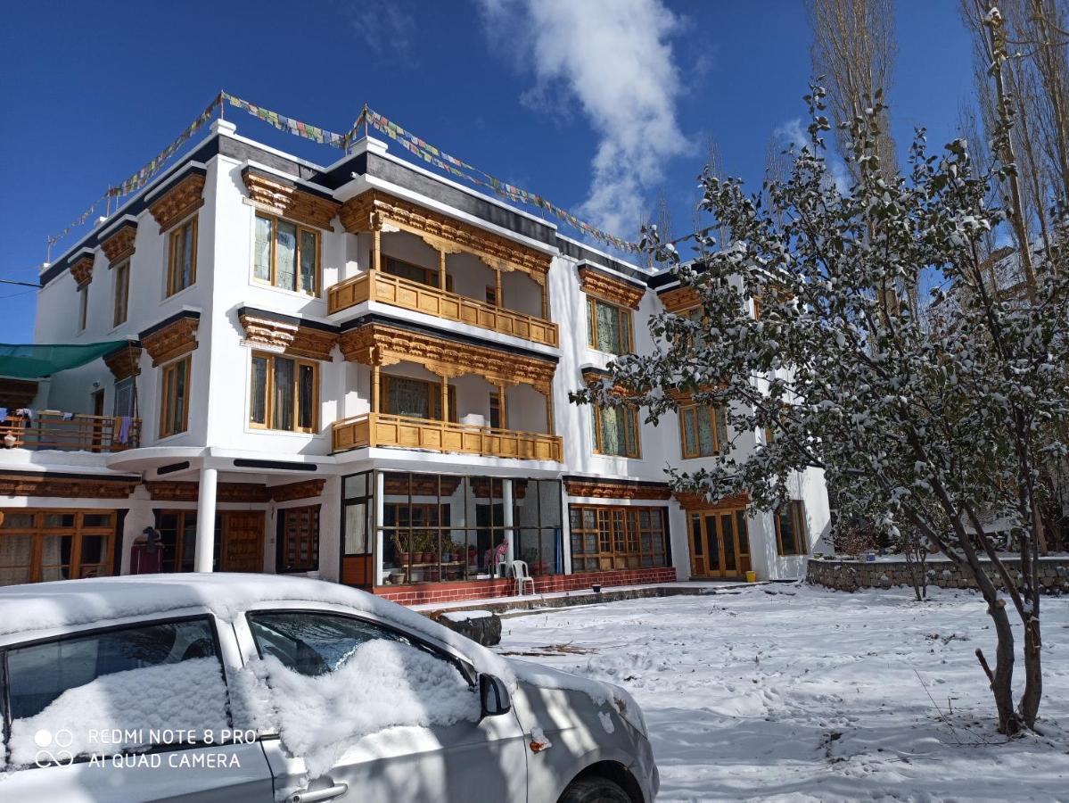 Rock Castle Residency Hotell Leh Eksteriør bilde