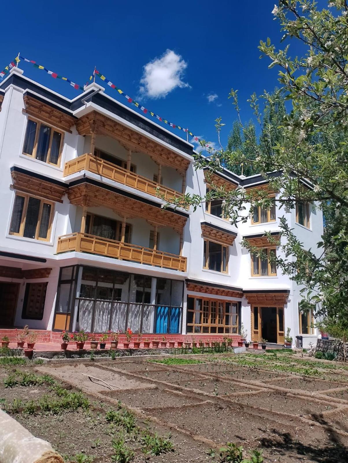 Rock Castle Residency Hotell Leh Eksteriør bilde